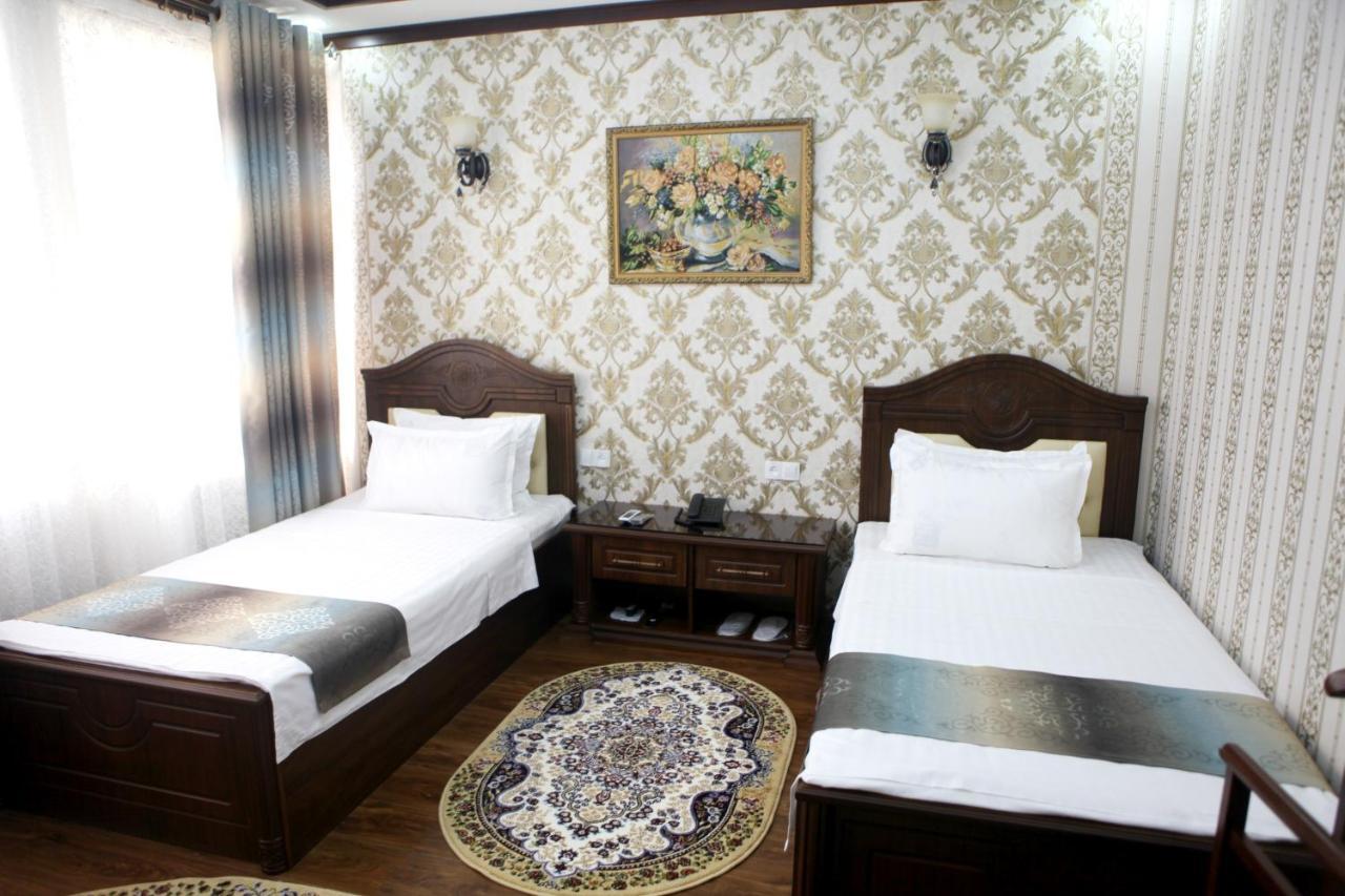 Hotel Naxshab Qarshi Zimmer foto