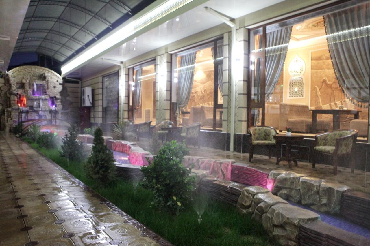 Hotel Naxshab Qarshi Exterior foto