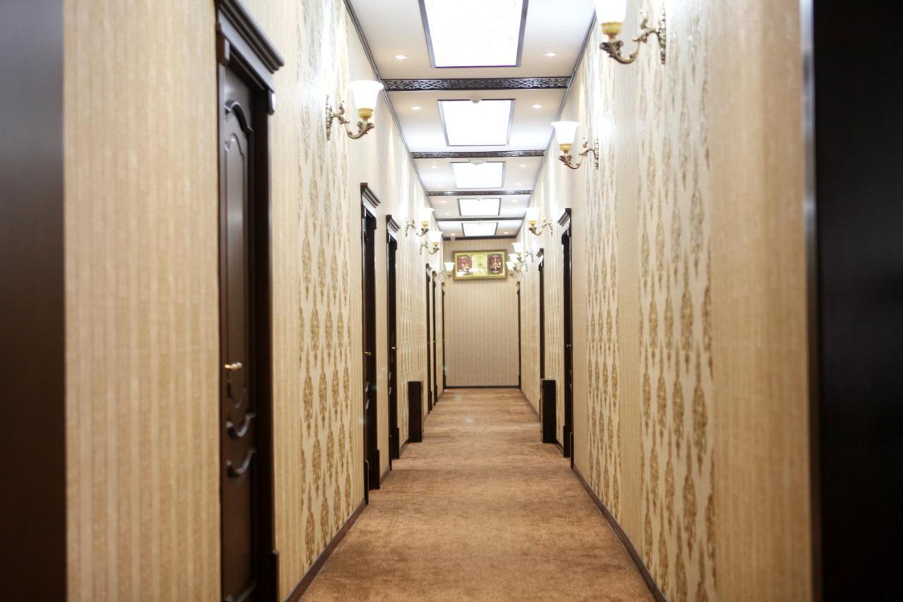 Hotel Naxshab Qarshi Exterior foto